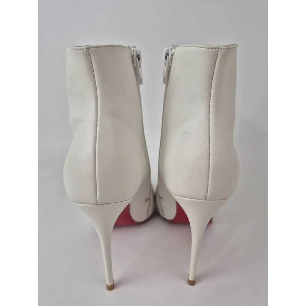 Christian Louboutin very good